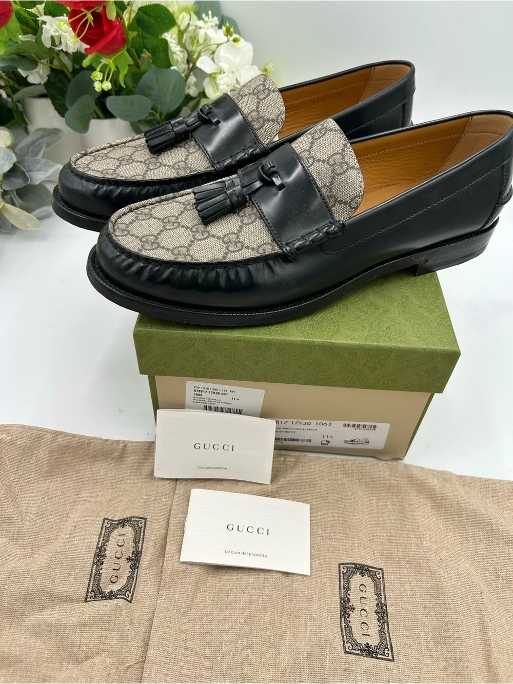 Men's Gucci, GG Supreme tassel loafers size 11.5 fits 12 US made in Italy